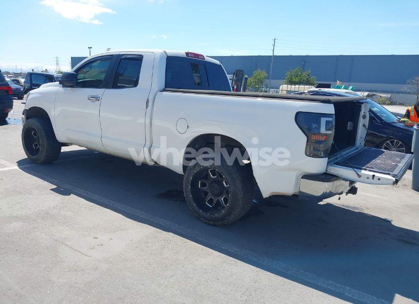 Photo 3 of 2007 Toyota Tundra SR5 V8 (VIN 5TFRV54167X030078)