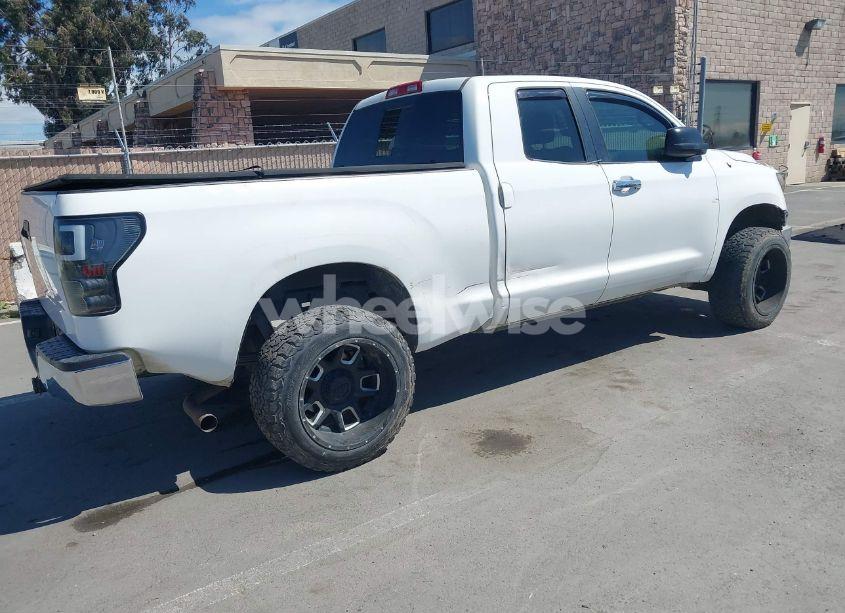 Photo 4 of 2007 Toyota Tundra SR5 V8 (VIN 5TFRV54167X030078)