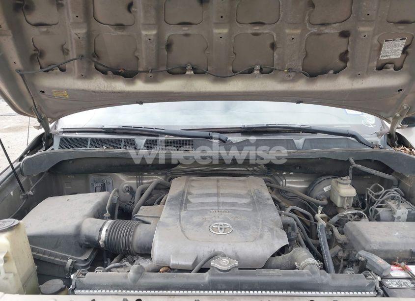Photo 10 of 2008 Toyota Tundra SR5 5.7L V8 (VIN 5TFRV54168X058321)
