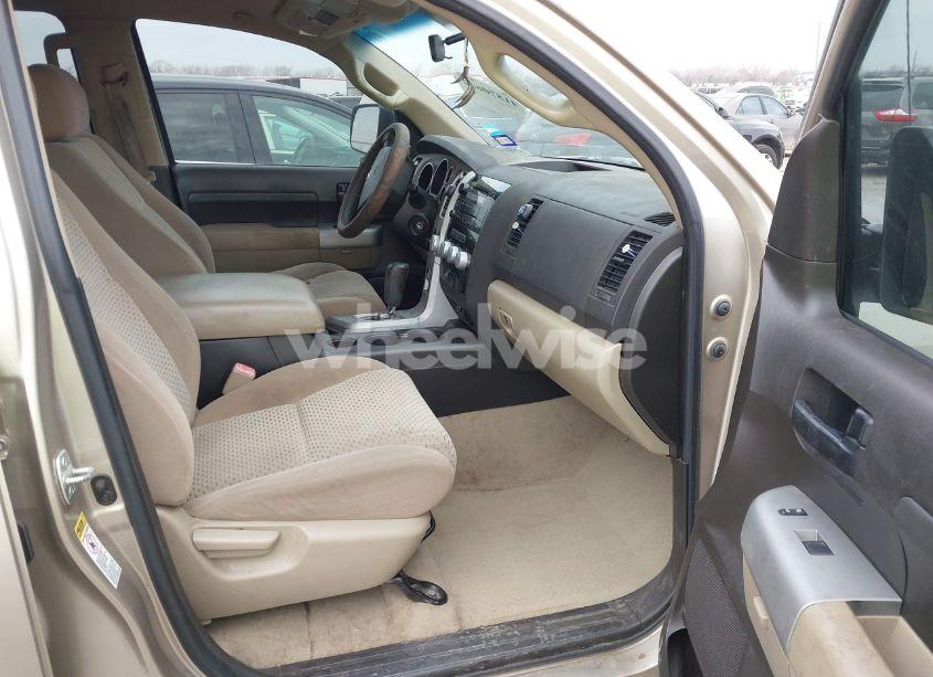 Photo 5 of 2008 Toyota Tundra SR5 5.7L V8 (VIN 5TFRV54168X058321)