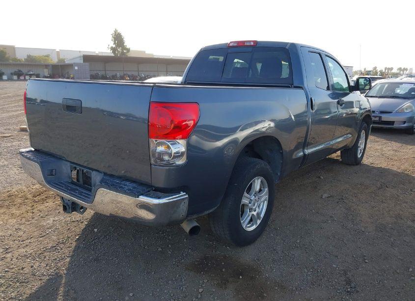 Photo 4 of 2007 Toyota Tundra SR5 V8 (VIN 5TFRV54187X010771)