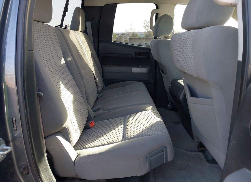 Photo 8 of 2007 Toyota Tundra SR5 V8 (VIN 5TFRV54187X010771)