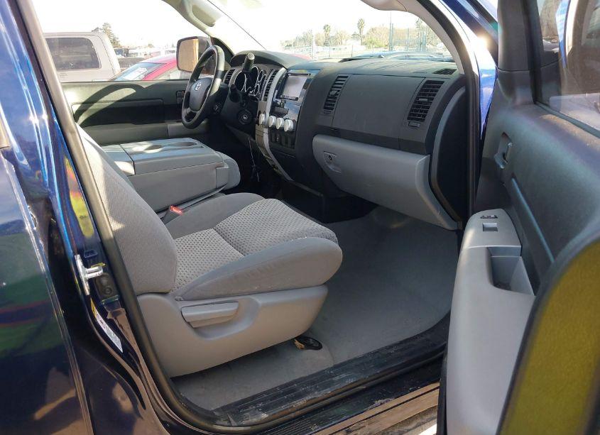 Photo 5 of 2008 Toyota Tundra BASE 5.7L V8 (VIN 5TFRV54188X063715)