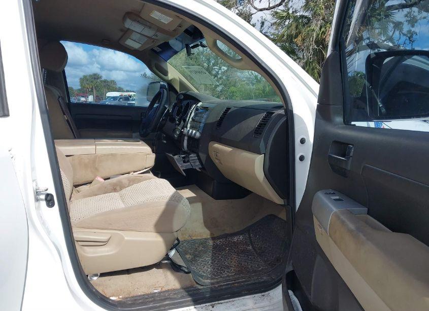 Photo 5 of 2009 Toyota Tundra GRADE 5.7L V8 (VIN 5TFRV54189X070598)