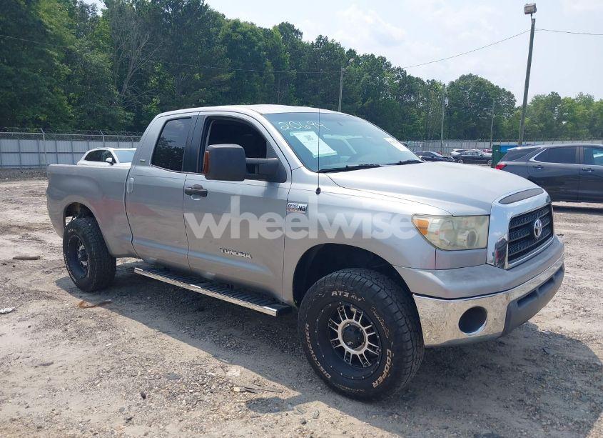 2007 Toyota Tundra SR5 V8 (VIN 5TFRV54197X005319) main photo