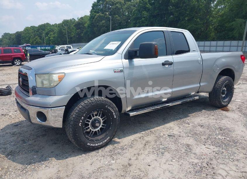 Photo 2 of 2007 Toyota Tundra SR5 V8 (VIN 5TFRV54197X005319)
