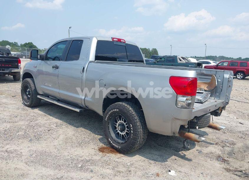 Photo 3 of 2007 Toyota Tundra SR5 V8 (VIN 5TFRV54197X005319)