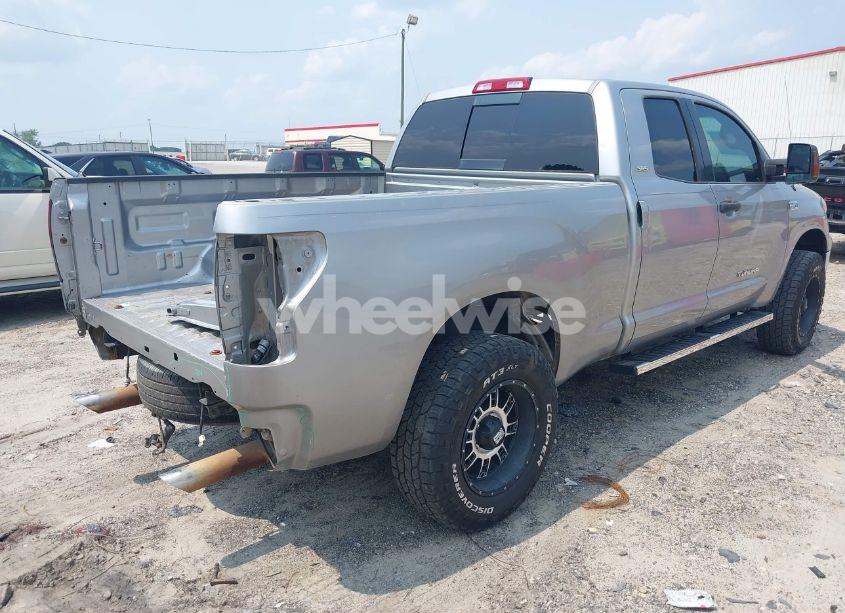 Photo 4 of 2007 Toyota Tundra SR5 V8 (VIN 5TFRV54197X005319)