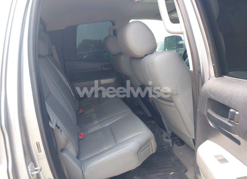 Photo 8 of 2007 Toyota Tundra SR5 V8 (VIN 5TFRV54197X005319)