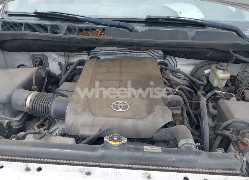 Photo 10 of 2008 Toyota Tundra SR5 5.7L V8 (VIN 5TFRV54198X040153)