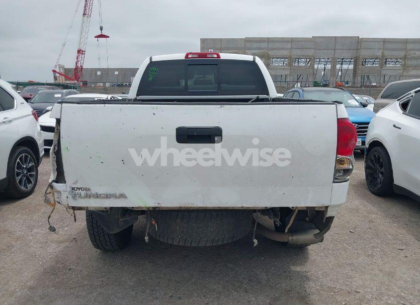 Photo 16 of 2008 Toyota Tundra SR5 5.7L V8 (VIN 5TFRV54198X040153)