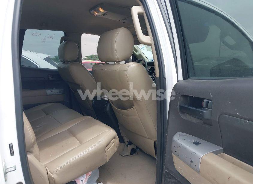 Photo 8 of 2008 Toyota Tundra SR5 5.7L V8 (VIN 5TFRV54198X040153)