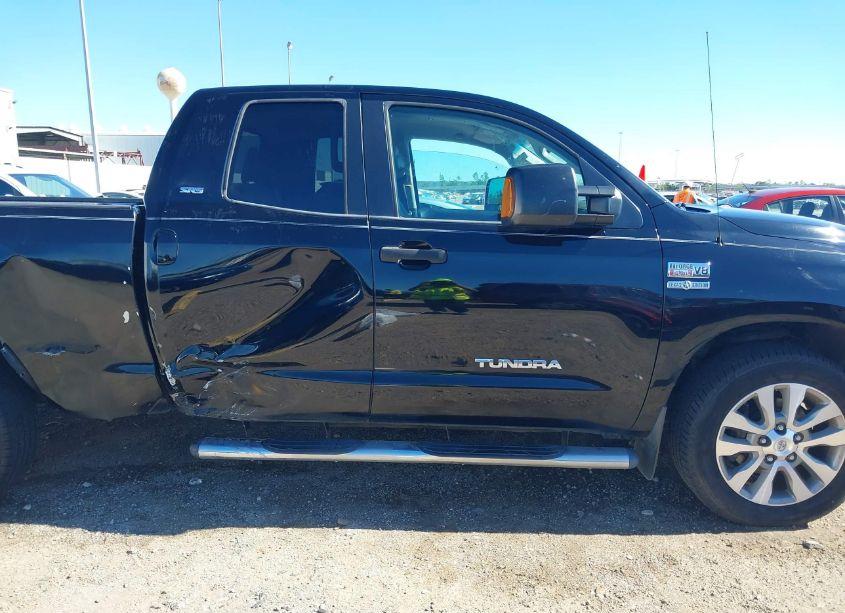 Photo 13 of 2007 Toyota Tundra SR5 V8 (VIN 5TFRV541X7X005412)