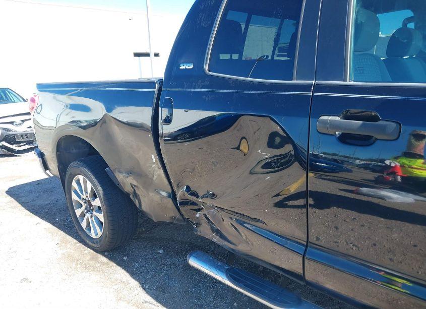 Photo 6 of 2007 Toyota Tundra SR5 V8 (VIN 5TFRV541X7X005412)