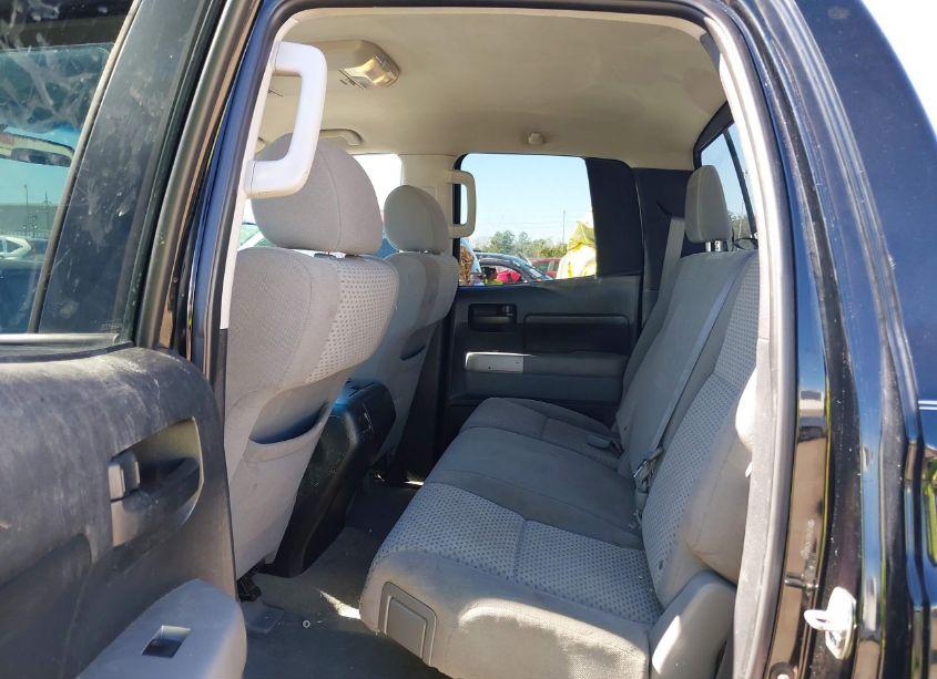 Photo 8 of 2007 Toyota Tundra SR5 V8 (VIN 5TFRV541X7X005412)