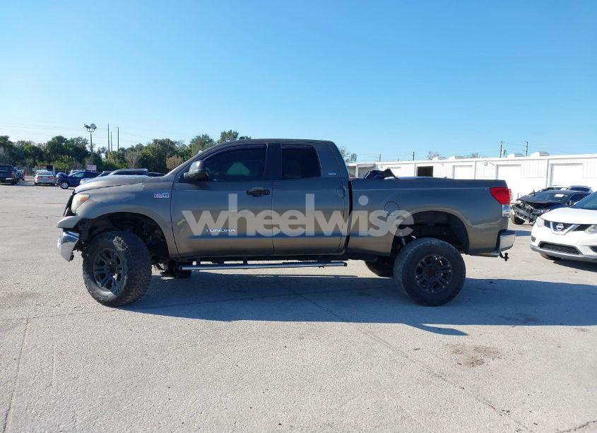 Photo 13 of 2007 Toyota Tundra SR5 V8 (VIN 5TFRV541X7X025482)