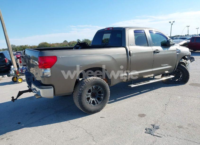Photo 4 of 2007 Toyota Tundra SR5 V8 (VIN 5TFRV541X7X025482)