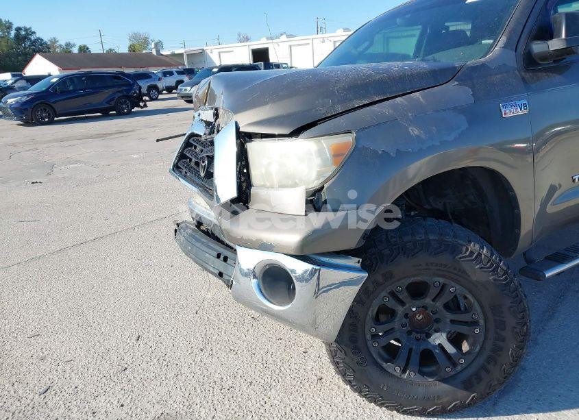 Photo 6 of 2007 Toyota Tundra SR5 V8 (VIN 5TFRV541X7X025482)