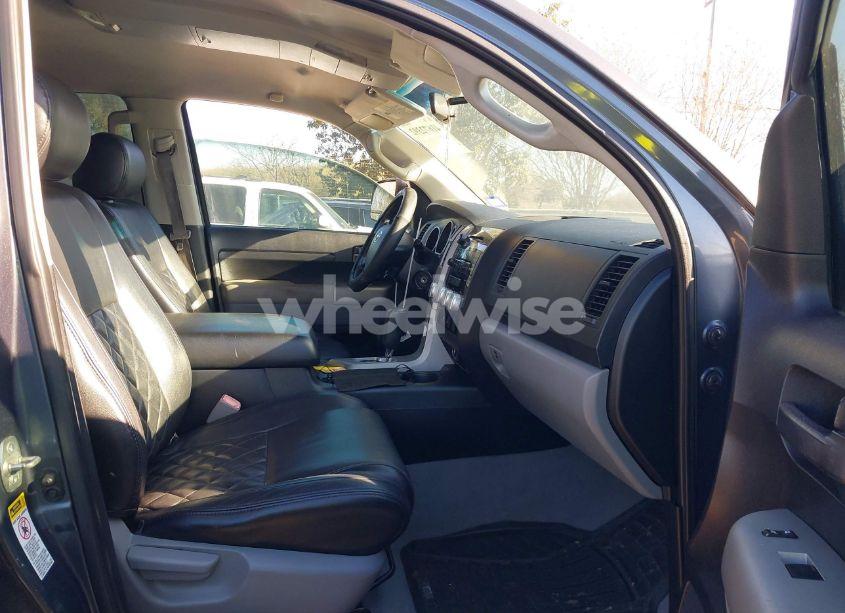 Photo 5 of 2008 Toyota Tundra SR5 5.7L V8 (VIN 5TFRV541X8X042722)