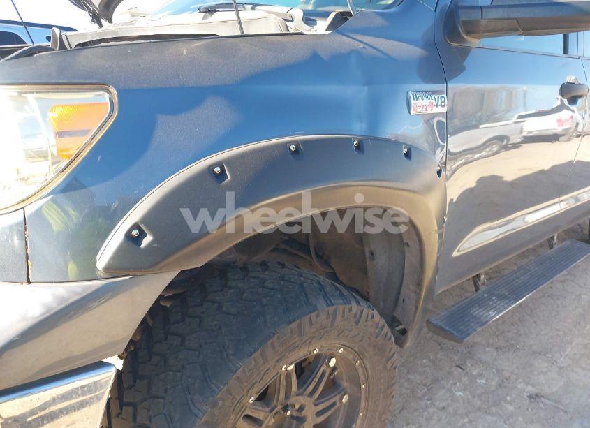 Photo 6 of 2008 Toyota Tundra SR5 5.7L V8 (VIN 5TFRV541X8X042722)