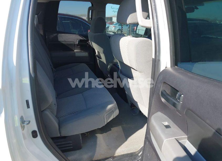 Photo 8 of 2008 Toyota Tundra SR5 5.7L V8 (VIN 5TFRV541X8X046379)