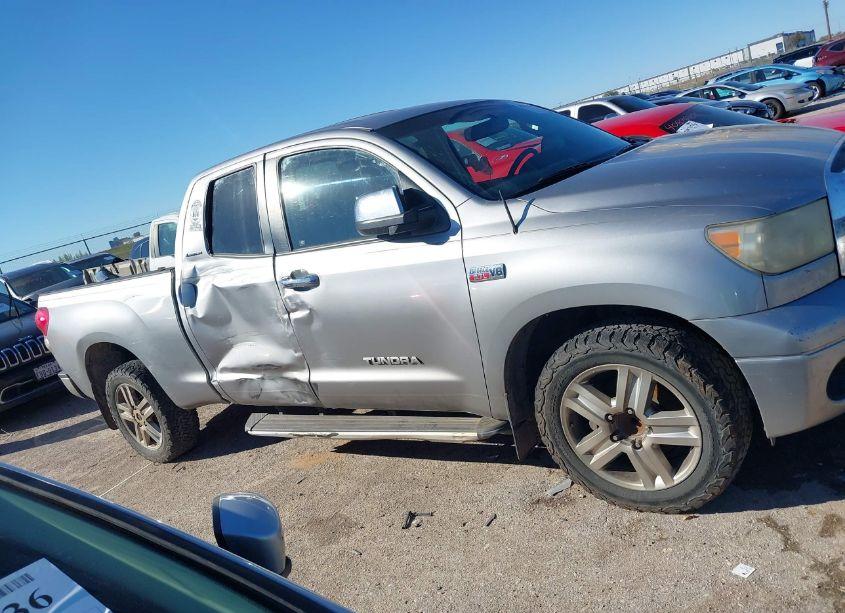 Photo 14 of 2007 Toyota Tundra LIMITED 5.7L V8 (VIN 5TFRV58167X020290)