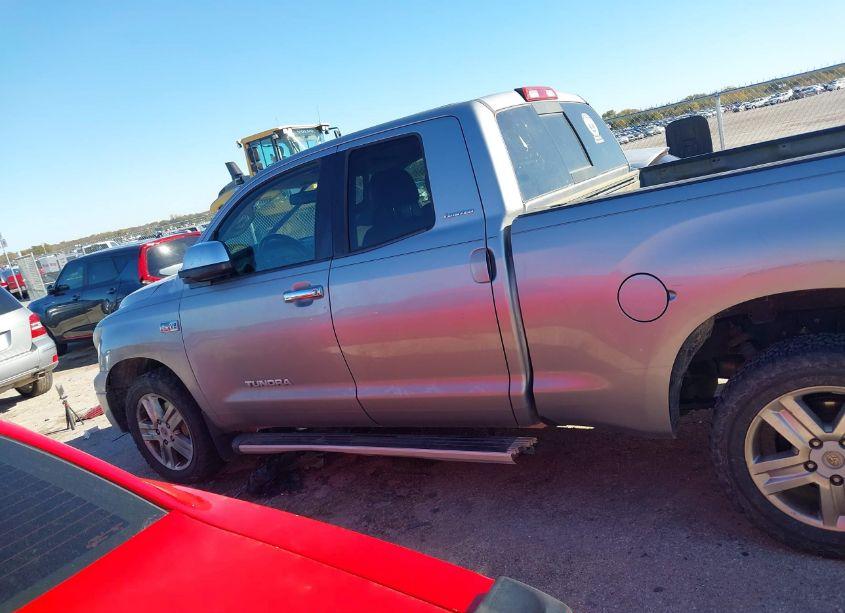 Photo 15 of 2007 Toyota Tundra LIMITED 5.7L V8 (VIN 5TFRV58167X020290)