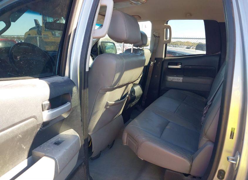 Photo 8 of 2007 Toyota Tundra LIMITED 5.7L V8 (VIN 5TFRV58167X020290)