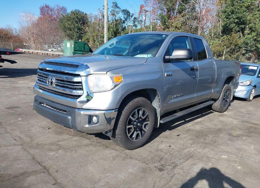 Photo 2 of 2016 Toyota Tundra SR5 5.7L V8 (VIN 5TFRW5F12GX206831)