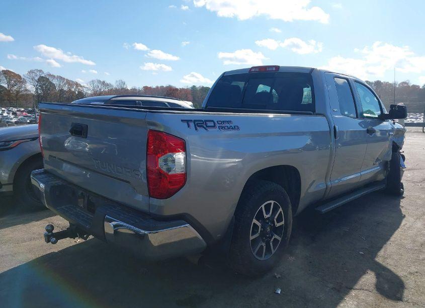 Photo 4 of 2016 Toyota Tundra SR5 5.7L V8 (VIN 5TFRW5F12GX206831)