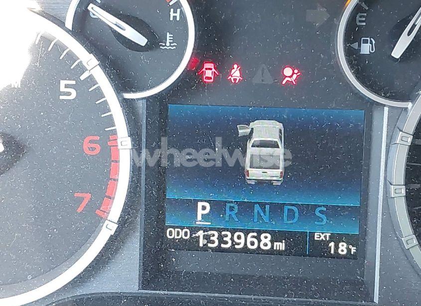 Photo 15 of 2016 Toyota Tundra SR5 5.7L V8 (VIN 5TFRW5F1XGX201537)