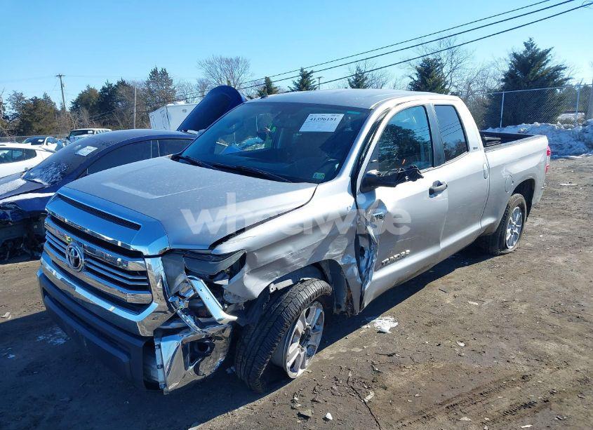 Photo 2 of 2016 Toyota Tundra SR5 5.7L V8 (VIN 5TFRW5F1XGX201537)