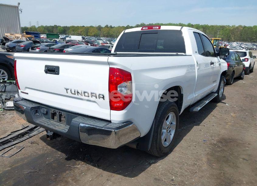Photo 4 of 2017 Toyota Tundra SR5 5.7L V8 (VIN 5TFRW5F1XHX218744)