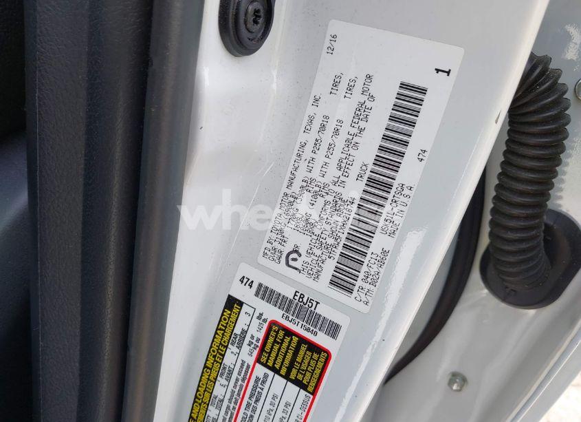 Photo 9 of 2017 Toyota Tundra SR5 5.7L V8 (VIN 5TFRW5F1XHX218744)