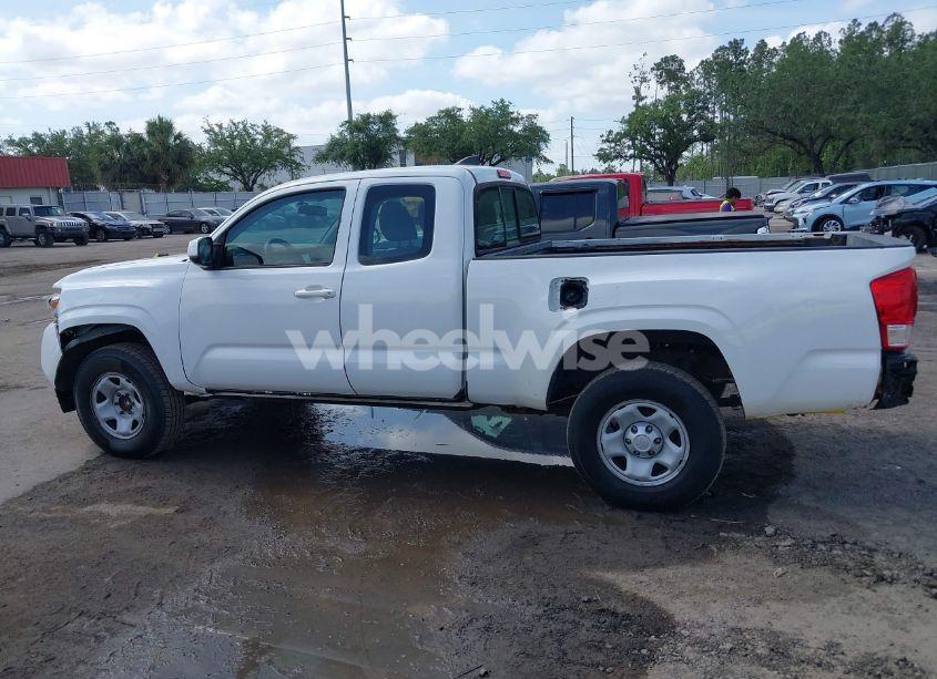 Photo 14 of 2017 Toyota Tacoma SR (VIN 5TFRX5GN0HX075186)