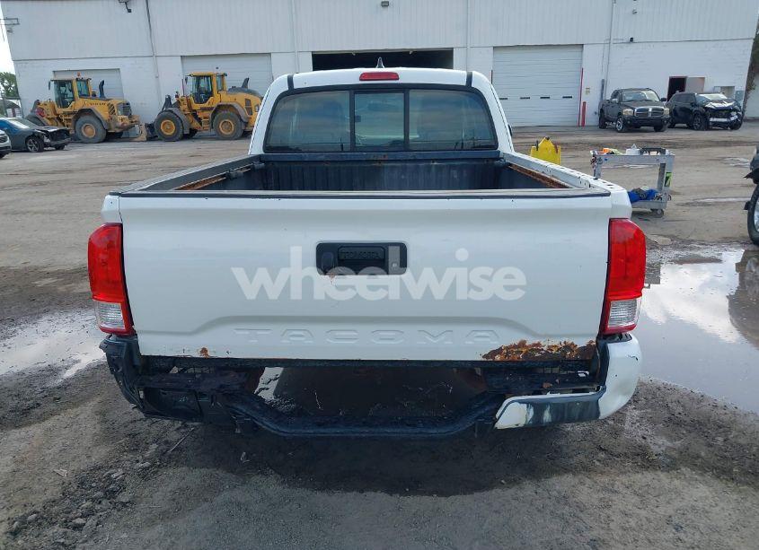 Photo 16 of 2017 Toyota Tacoma SR (VIN 5TFRX5GN0HX075186)