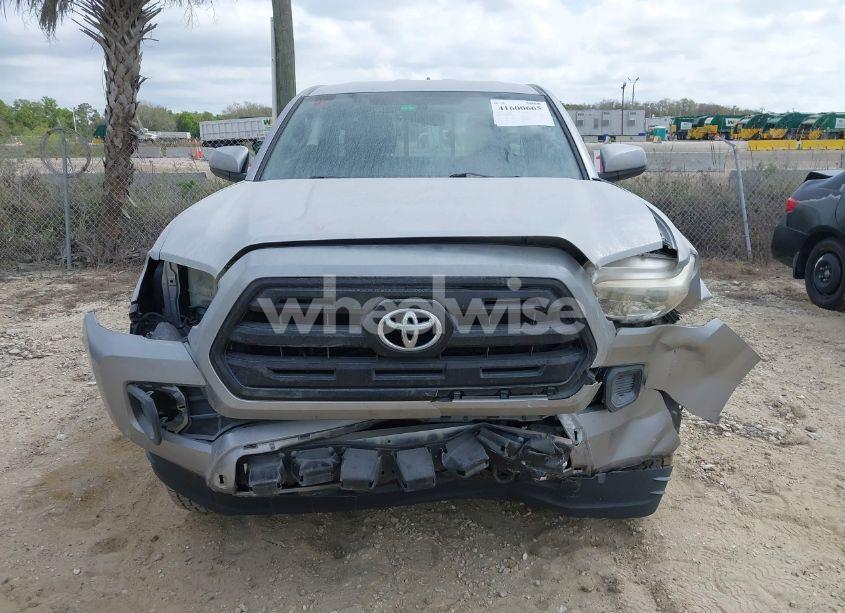 Photo 6 of 2017 Toyota Tacoma SR (VIN 5TFRX5GN0HX090755)