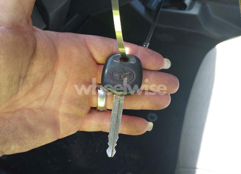 Photo 11 of 2017 Toyota Tacoma SR (VIN 5TFRX5GN0HX092912)