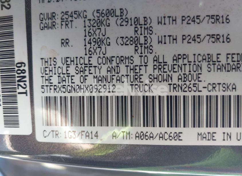 Photo 9 of 2017 Toyota Tacoma SR (VIN 5TFRX5GN0HX092912)