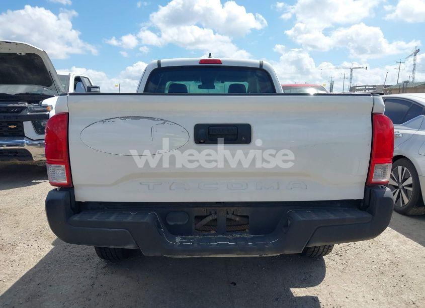 Photo 16 of 2017 Toyota Tacoma SR (VIN 5TFRX5GN0HX093431)