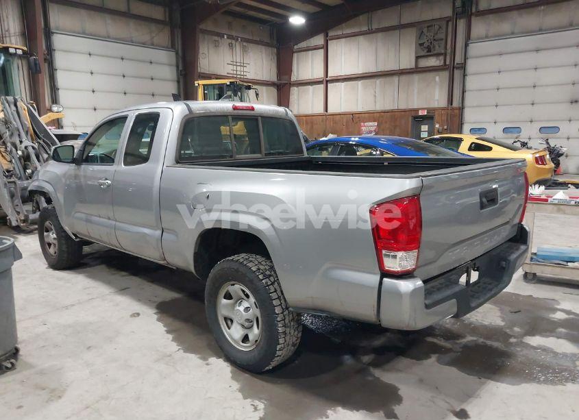 Photo 3 of 2017 Toyota Tacoma SR (VIN 5TFRX5GN0HX097429)