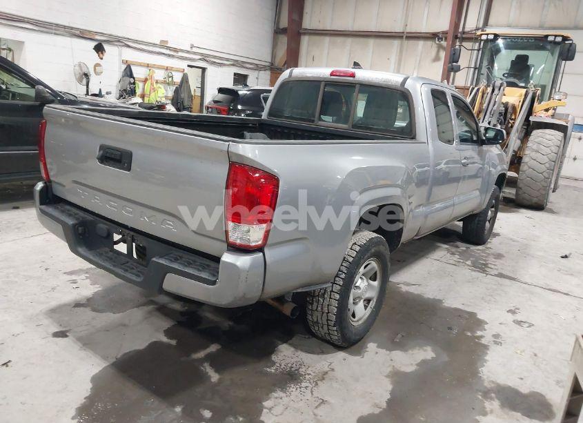 Photo 4 of 2017 Toyota Tacoma SR (VIN 5TFRX5GN0HX097429)