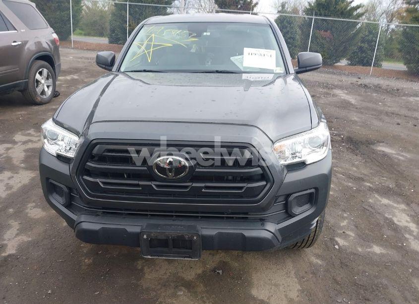 Photo 12 of 2019 Toyota Tacoma SR (VIN 5TFRX5GN0KX139329)