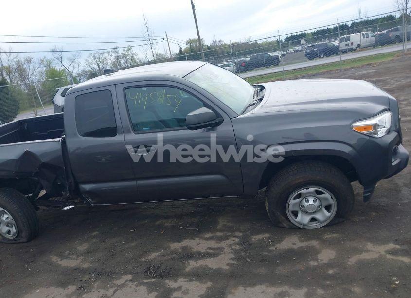 Photo 13 of 2019 Toyota Tacoma SR (VIN 5TFRX5GN0KX139329)