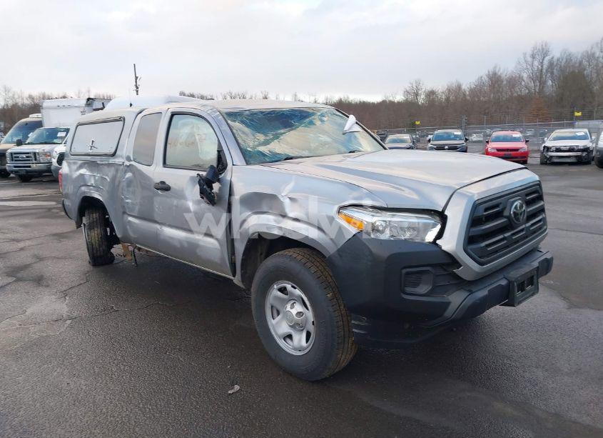 2019 Toyota Tacoma SR (VIN 5TFRX5GN0KX150444) main photo