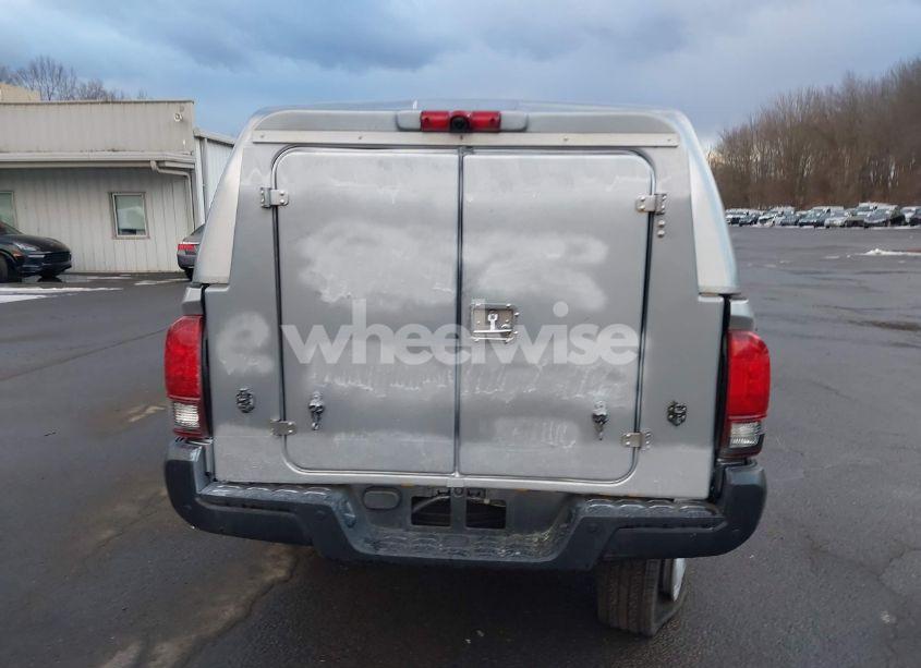 Photo 17 of 2019 Toyota Tacoma SR (VIN 5TFRX5GN0KX150444)