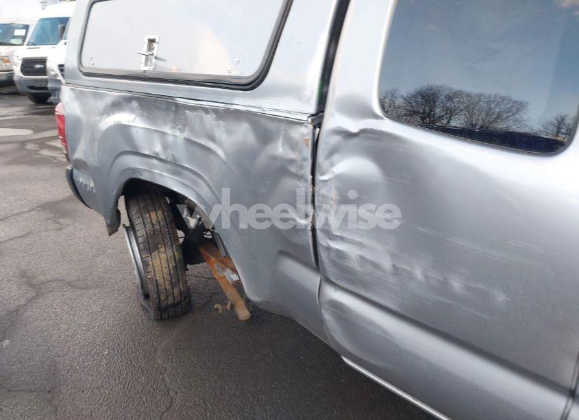 Photo 6 of 2019 Toyota Tacoma SR (VIN 5TFRX5GN0KX150444)