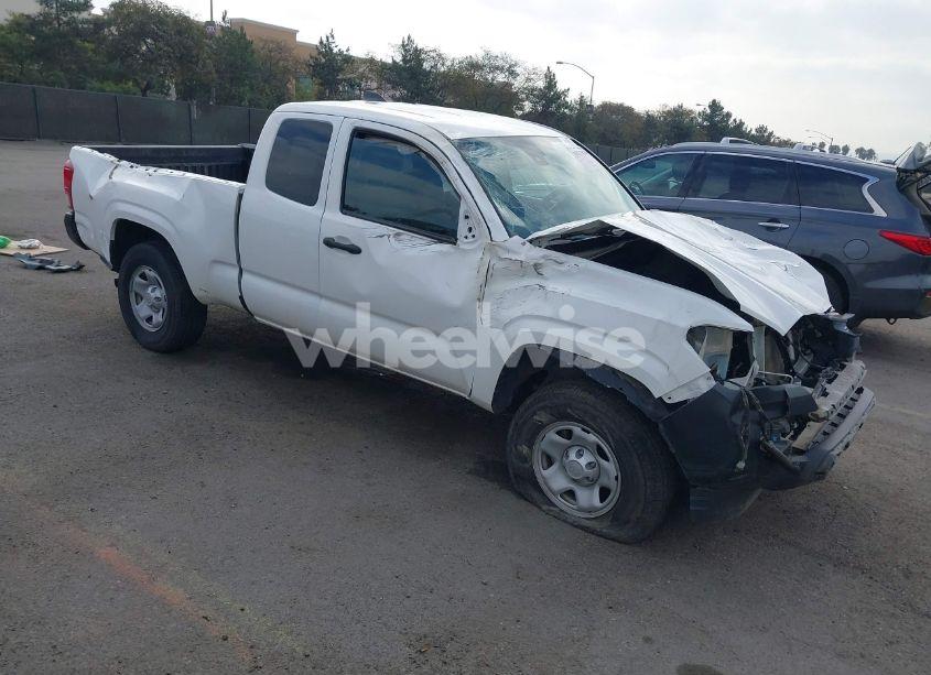 2020 Toyota Tacoma SR (VIN 5TFRX5GN0LX167004) main photo