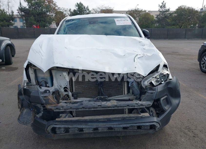 Photo 13 of 2020 Toyota Tacoma SR (VIN 5TFRX5GN0LX167004)