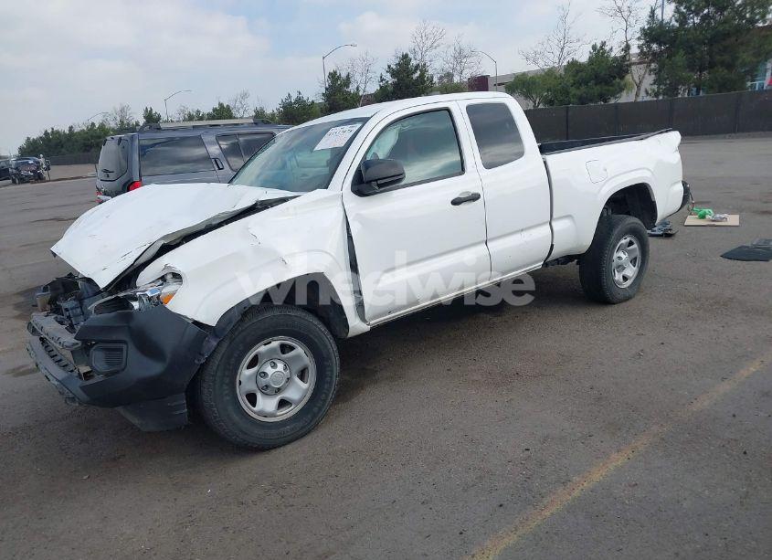 Photo 2 of 2020 Toyota Tacoma SR (VIN 5TFRX5GN0LX167004)